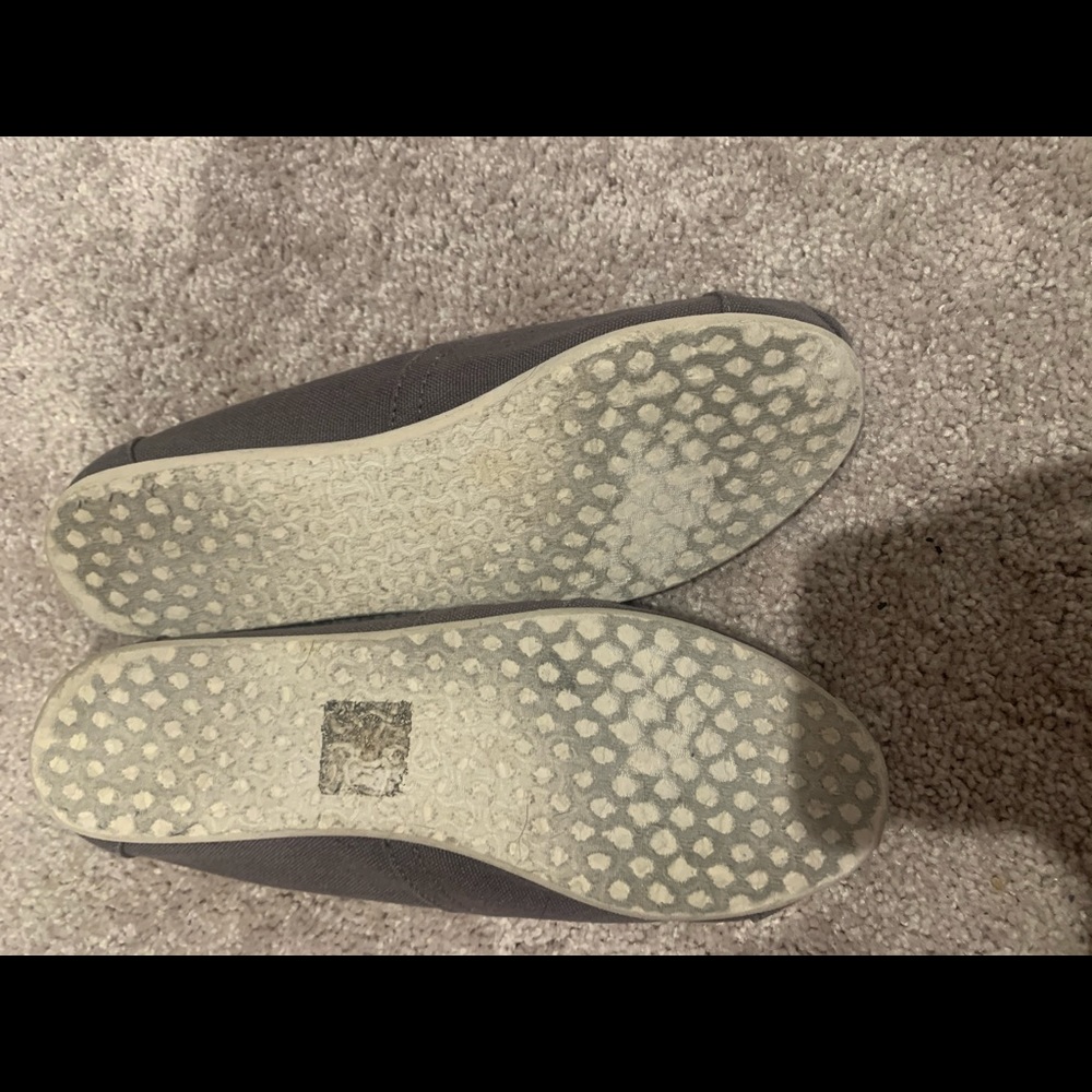 Toms size 7.5 - Picture 3 of 3